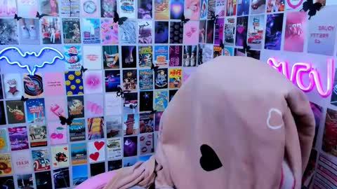 miamilas online show from October 7, 5:31 pm