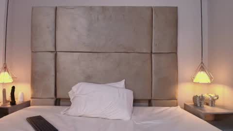 Snapshot of miamiller69 chatting on January 30, 4:06 am Mia online show from January 30, 4:06 am