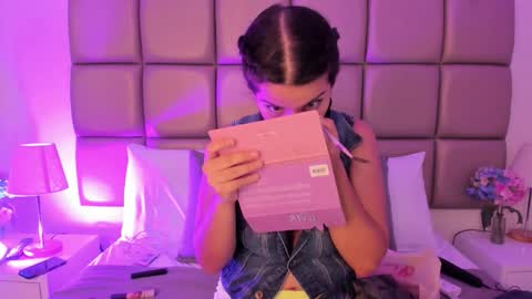 miamillers1 online show from January 15, 11:41 am