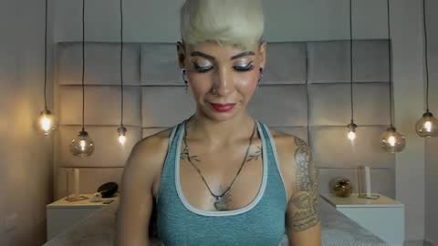 Snapshot of miamorgann chatting on February 8, 3:21 pm Mia Morgann online show from February 8, 3:21 pm
