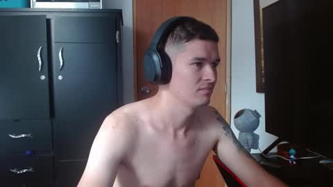 miaou_miaou online show from February 18, 1:44 pm