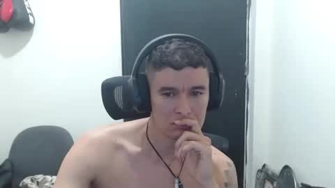 miaou_miaou online show from November 16, 11:29 pm