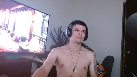 miaou_miaou online show from December 22, 7:44 am