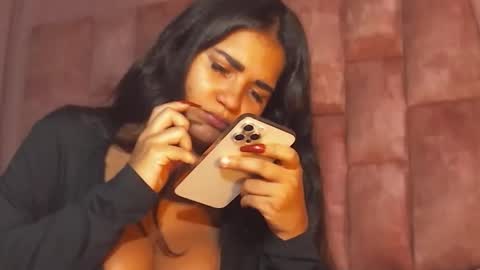 miasaandovaal 22 online show from October 19, 9:41 pm