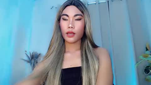 miasex980271 online show from April 2, 8:16 pm