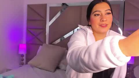 miasr_ online show from November 15, 6:31 pm