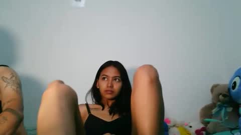 MiaValeria online show from April 16, 9:31 am