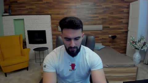 MicahLane online show from November 10, 5:43 am