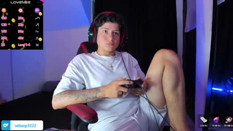 michael independent model  online show from December 28, 12:04 am