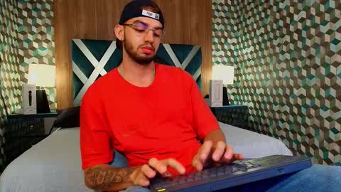 Snapshot of michael_magno chatting on September 10, 9:05 pm Michael Stevens online show from September 10, 9:05 pm