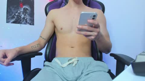 Michael online show from April 4, 8:16 pm