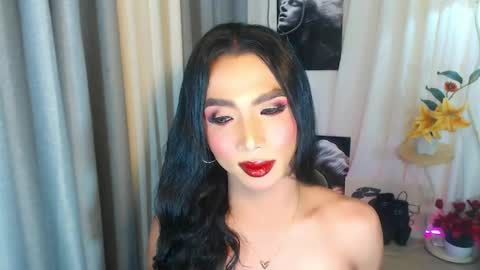 michaelagoddess online show from May 19, 1:56 am