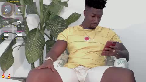 Michaell online show from November 14, 2:52 pm