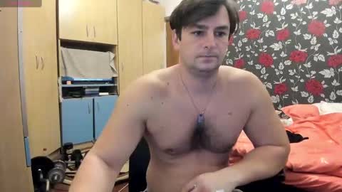 michaelragnar90 online show from December 20, 1:22 pm