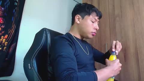 Snapshot of michaelstones chatting on January 20, 2:03 pm michaelstones online show from January 20, 2:03 pm