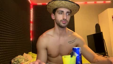 michelemagnetico online show from October 31, 10:32 pm