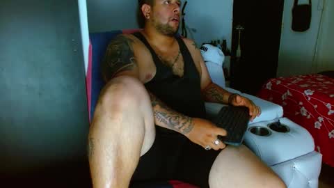 Snapshot of michell_myers chatting on February 18, 11:08 pm michell_myers online show from February 18, 11:08 pm