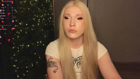 michelle_jacksonn online show from December 2, 12:25 pm