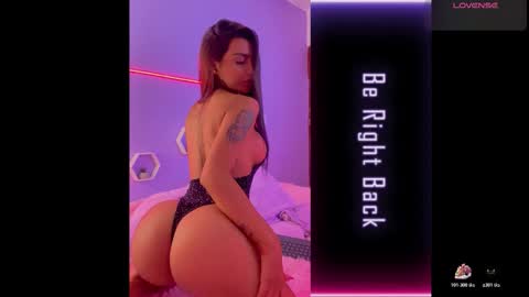 michelle_madson_ online show from October 28, 12:39 pm