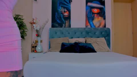 michellereys online show from September 8, 8:52 pm