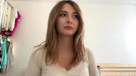 Jenny online show from April 5, 12:46 pm