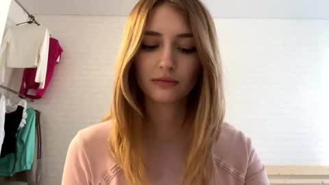Jenny online show from May 13, 4:05 pm