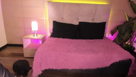 michonne_09 online show from March 12, 4:05 am