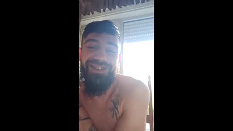 micutug online show from March 30, 4:29 pm