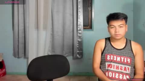 joross online show from April 3, 7:43 pm