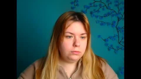 Mariana online show from March 15, 6:18 am