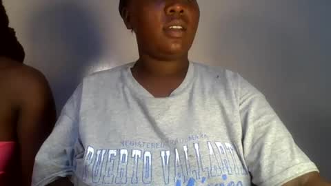 midnightt_curves online show from June 17, 7:41 pm