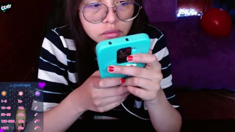 Midori 7u7 online show from April 11, 3:05 pm