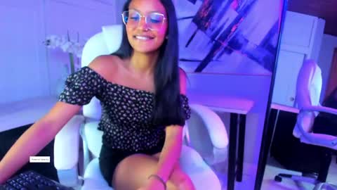 miel_ambar online show from April 24, 1:46 pm