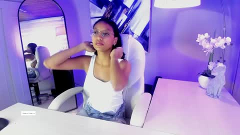 miel_ambar online show from May 11, 1:18 pm