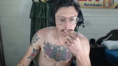 Miguel  Independent Model  online show from March 27, 8:26 am