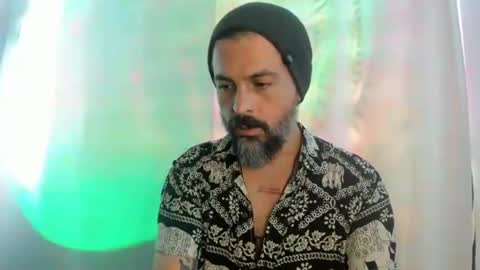 Miguel Angel online show from June 11, 5:00 pm