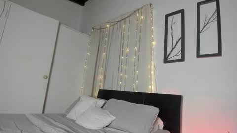 Miguel Hernandez online show from February 12, 12:37 am