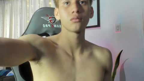 Miguel Hernandez online show from February 18, 3:31 pm