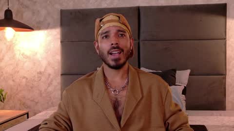 miguelsanfrancisco online show from April 11, 6:12 pm