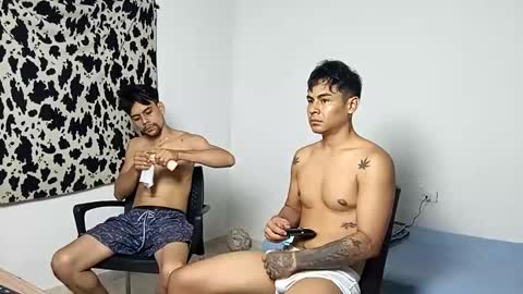 Miguel Angel Santos online show from April 2, 6:21 am