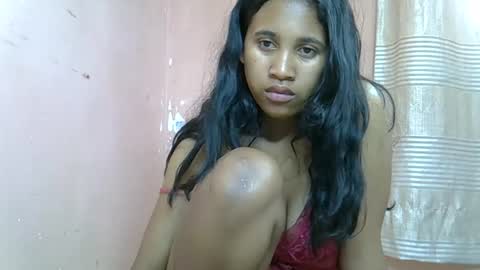 mihpretties online show from January 10, 8:09 am