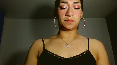 Snapshot of miia__strog chatting on October 10, 2:28 am Mmia strog online show from October 10, 2:28 am