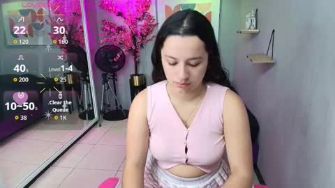 Snapshot of miia_bela chatting on October 17, 7:51 pm Miia online show from October 17, 7:51 pm