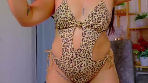 mia online show from March 20, 10:42 am