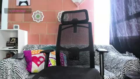 miia_lovve online show from May 5, 6:57 pm