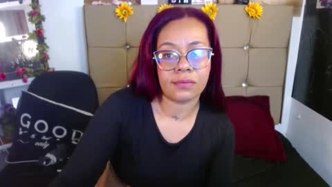 miia online show from October 25, 10:32 pm