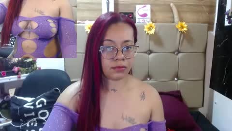 Snapshot of miia_spencer_ chatting on September 26, 7:00 pm miia online show from September 26, 7:00 pm