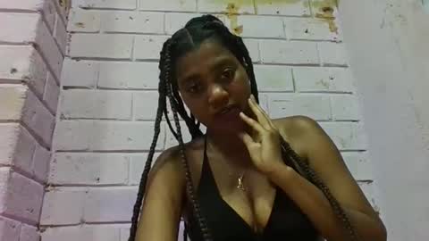 miinah online show from March 24, 8:48 pm