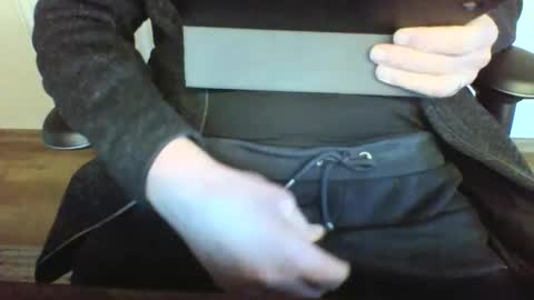 mik online show from February 28, 8:09 am