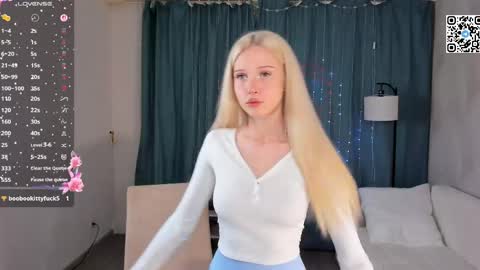 Angel girl online show from April 17, 10:01 pm